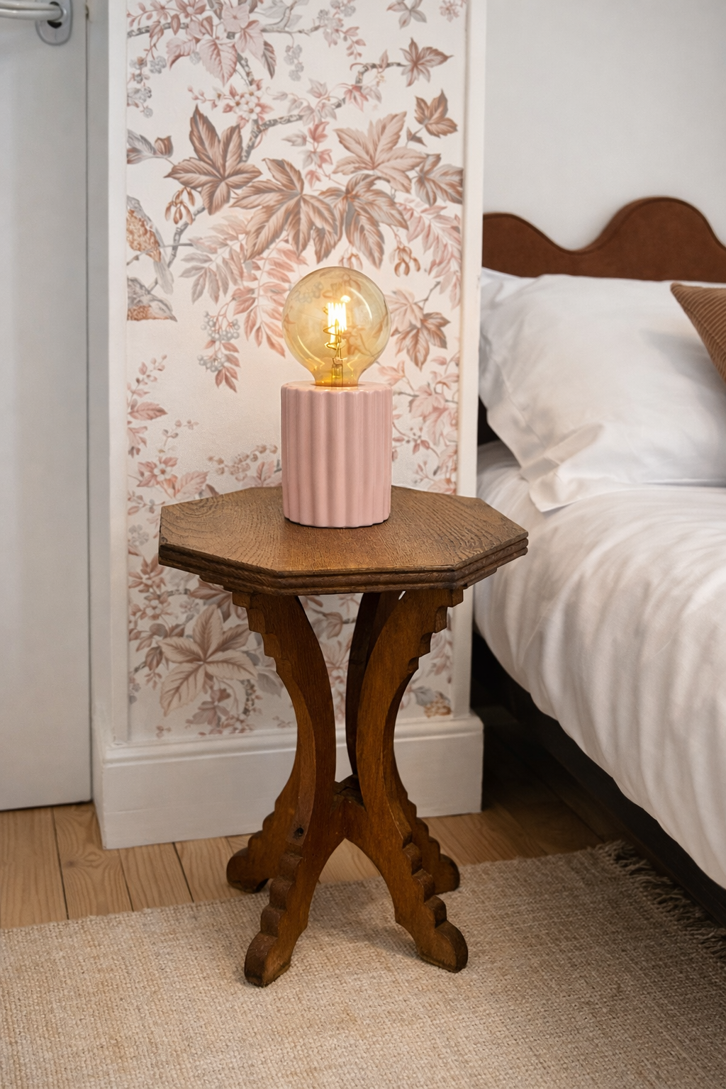 Table de chevet octogonale